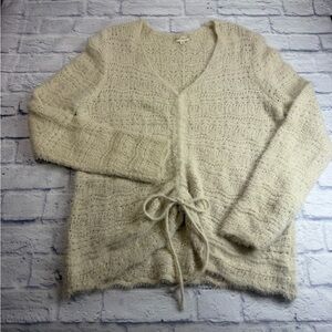 Hem & Thread Cozy Cream VNeck Women's Sweater with Tie Front. Size Large.